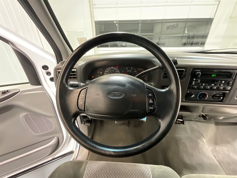 2002 Ford F-250 Super Duty XLT 4X4 7.3L DIESEL / 106K MILES / LONG BED / ZERO RUST / BRAND NEW TIRES - Photo 17 - Gladstone, OR 97027