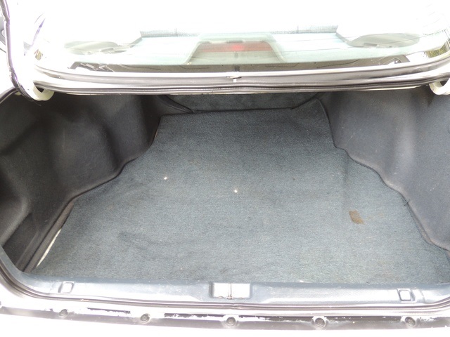 1992 Honda Accord EX 4-Door / 4-Cyl / Automatic / Moon Roof   - Photo 21 - Portland, OR 97217