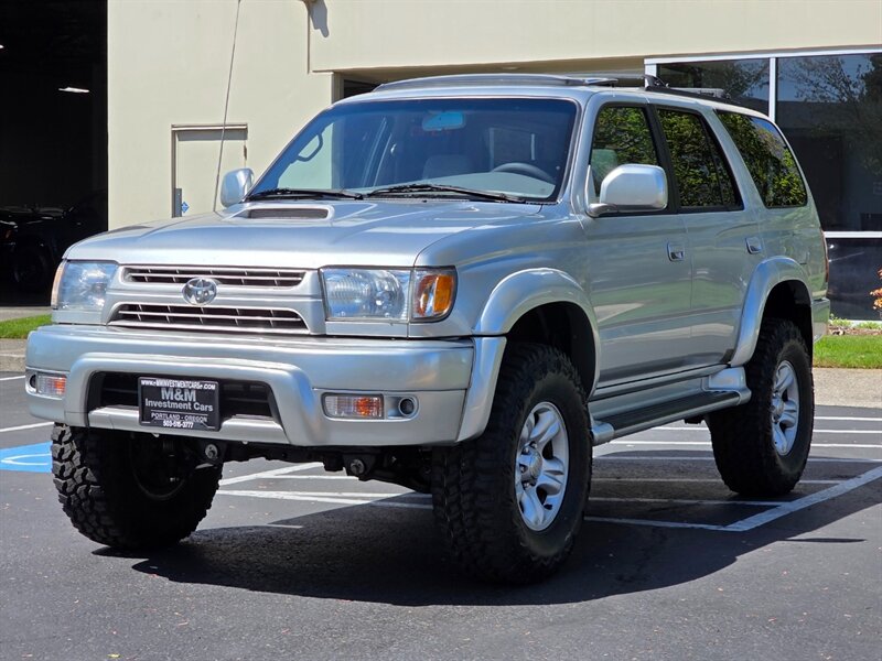 2001 Toyota 4Runner V6 / 4X4 / TIMING BELT DONE / NEW LIFT / 168K MLS  / 3.4L / NEW TIRES / LOW MILES / NO RUST - Photo 1 - Portland, OR 97217