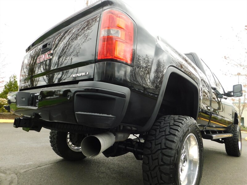 2016 GMC Sierra 2500 Denali 4X4 6.6L DURAMAX DIESEL / LOW MILES /LIFTED   - Photo 10 - Portland, OR 97217