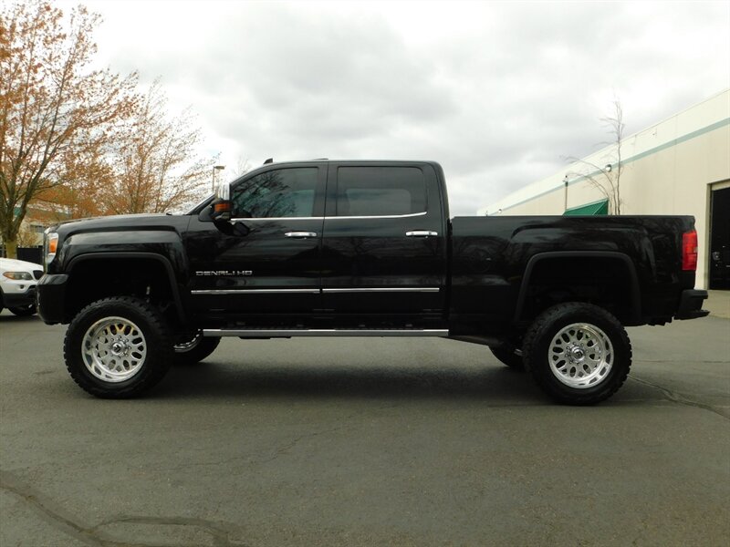 2016 GMC Sierra 2500 Denali 4X4 6.6L DURAMAX DIESEL / LOW MILES /LIFTED   - Photo 3 - Portland, OR 97217