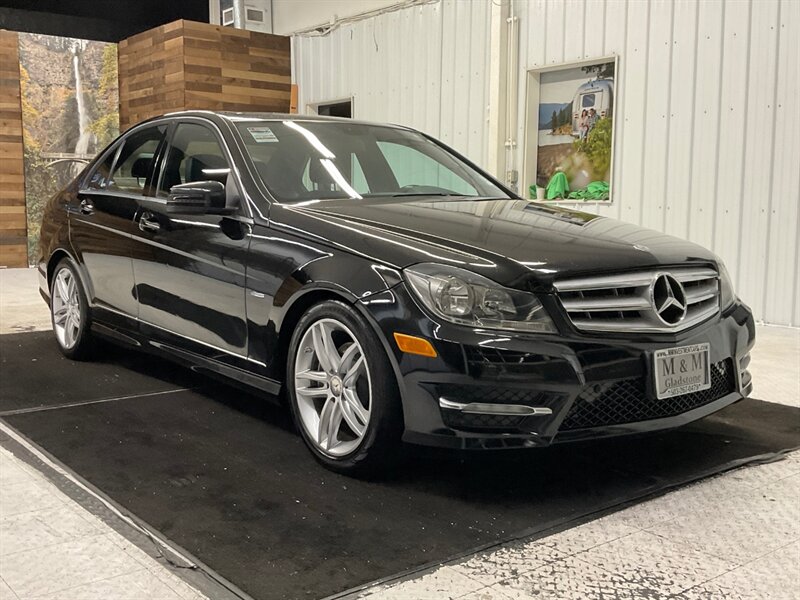 2012 Mercedes-Benz C 250 Sport Sedan / 4Cyl TURBO / Sunroof / Leather  / Excel Cond - Photo 2 - Gladstone, OR 97027