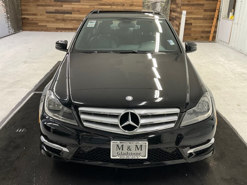 2012 Mercedes-Benz C 250 Sport Sedan / 4Cyl TURBO / Sunroof / Leather  / Excel Cond - Photo 5 - Gladstone, OR 97027