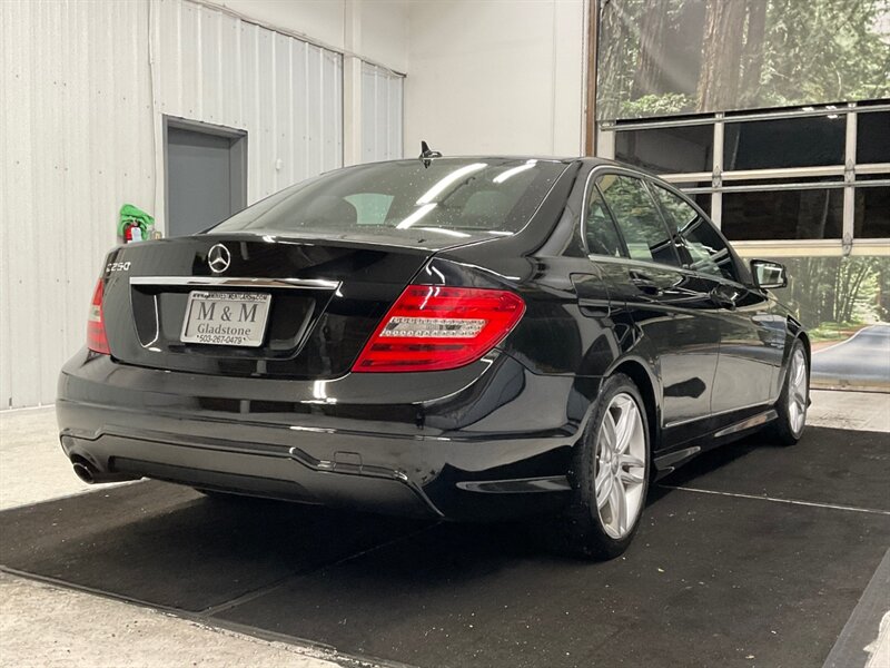 2012 Mercedes-Benz C 250 Sport Sedan / 4Cyl TURBO / Sunroof / Leather  / Excel Cond - Photo 7 - Gladstone, OR 97027