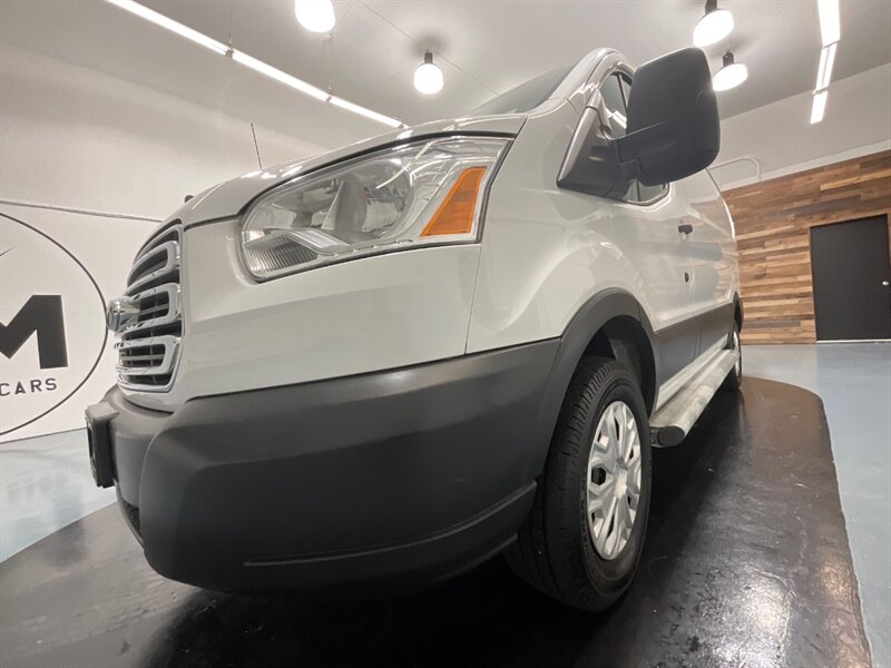 2016 Ford Transit 250 CARGO VAN / 3.7L V6 / LOW ROOF / 49K MILES  / Backup Camera / Excel Cond - Photo 42 - Gladstone, OR 97027