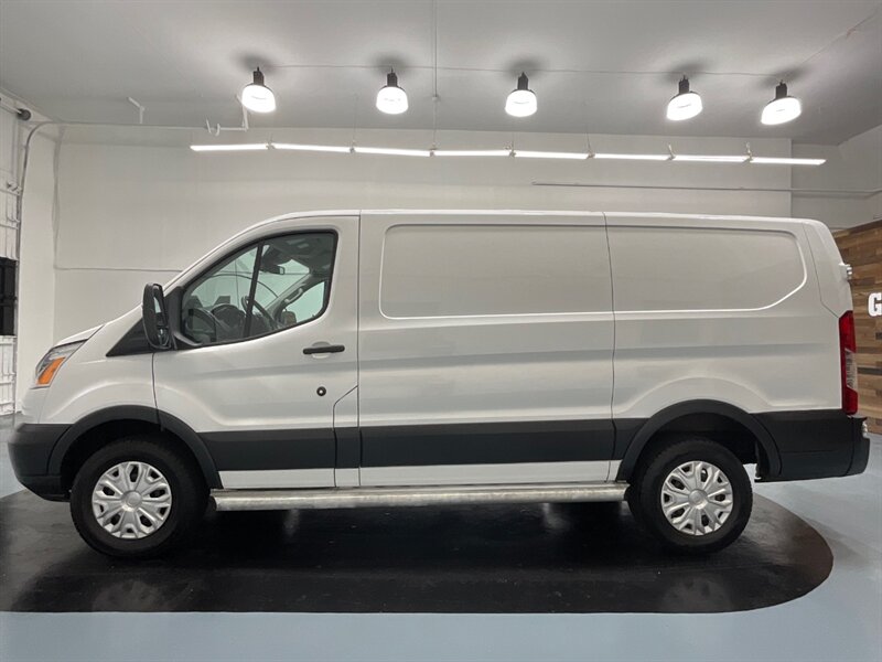 2016 Ford Transit 250 CARGO VAN / 3.7L V6 / LOW ROOF / 49K MILES  / Backup Camera / Excel Cond - Photo 3 - Gladstone, OR 97027