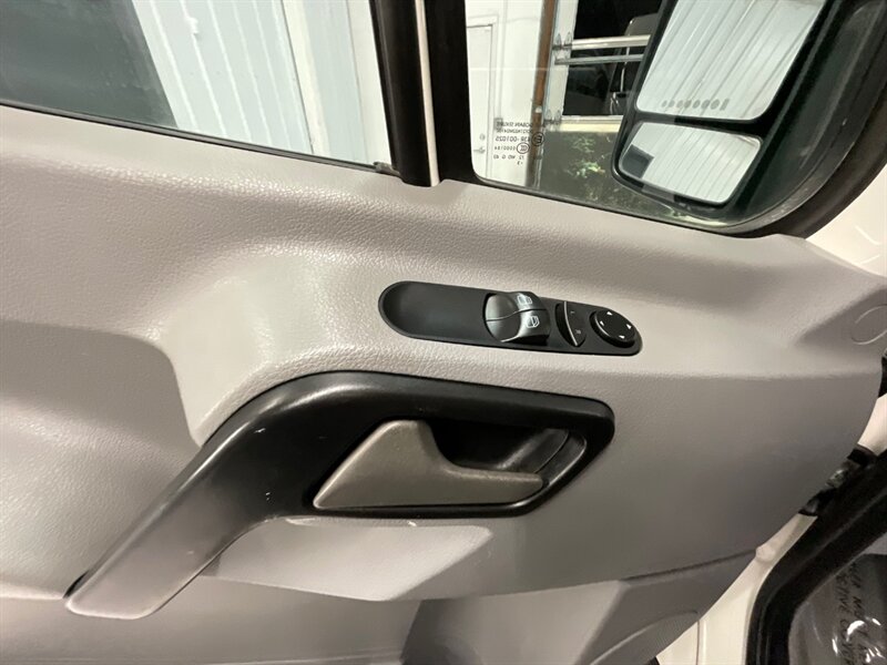 2014 Mercedes-Benz Sprinter 3500 Cargo Van Crew /3.0L DIESEL/HIGHROOF / DUALLY  / 1-OWNER / Backup Camera / 5-Passenger w. CARGO / SHARP & CLEAN !! - Photo 36 - Gladstone, OR 97027