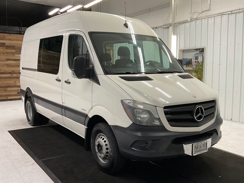 2014 Mercedes-Benz Sprinter 3500 Cargo Van Crew /3.0L DIESEL/HIGHROOF / DUALLY  / 1-OWNER / Backup Camera / 5-Passenger w. CARGO / SHARP & CLEAN !! - Photo 2 - Gladstone, OR 97027