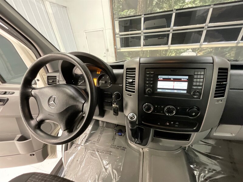 2014 Mercedes-Benz Sprinter 3500 Cargo Van Crew /3.0L DIESEL/HIGHROOF / DUALLY  / 1-OWNER / Backup Camera / 5-Passenger w. CARGO / SHARP & CLEAN !! - Photo 18 - Gladstone, OR 97027