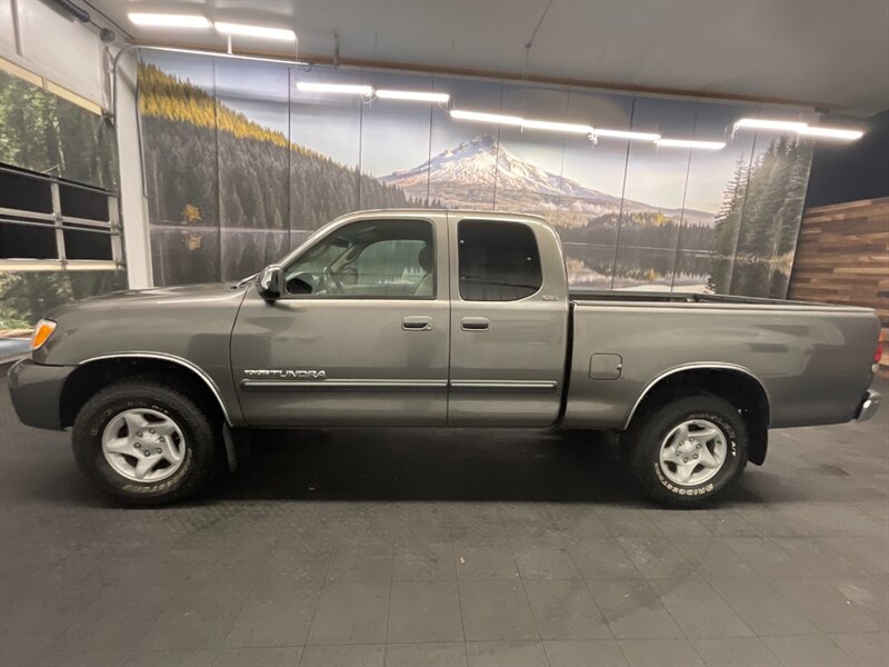 2003 Toyota Tundra SR5 4dr Access Cab 4X4 / V8 / ONLY 106,000 MILES  FRESH TIMING BELT SERVICE / LOCAL CLEAN TRUCK / RUST FREE - Photo 3 - Gladstone, OR 97027