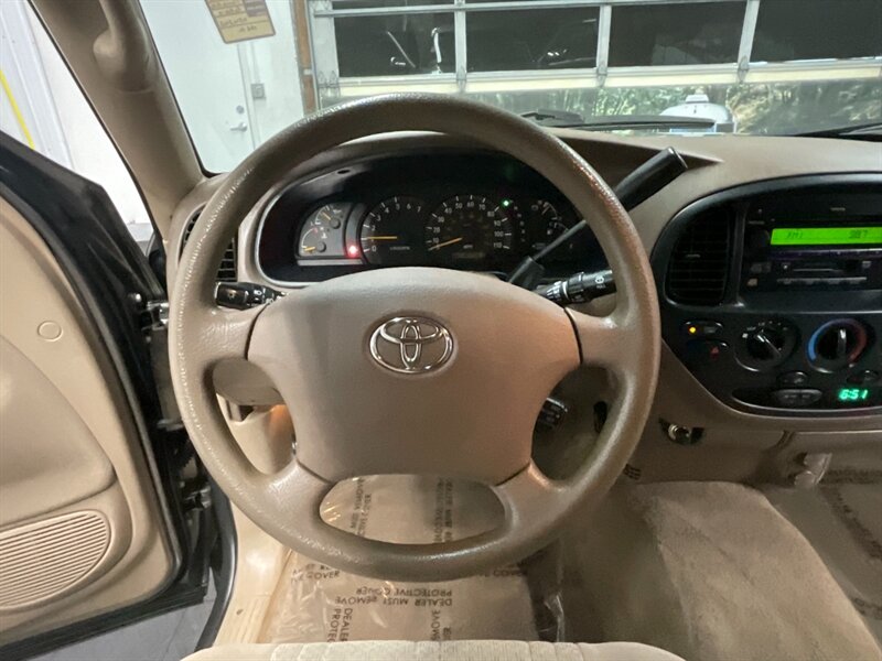 2003 Toyota Tundra SR5 4dr Access Cab 4X4 / V8 / ONLY 106,000 MILES  FRESH TIMING BELT SERVICE / LOCAL CLEAN TRUCK / RUST FREE - Photo 30 - Gladstone, OR 97027