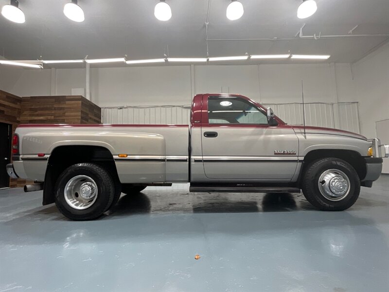 1994 Dodge Ram 3500 Laramie Regular Cab/ DUALLY/ 5.9L DIESEL/92K MILES  / 12-VALVE CUMMINS DIESEL /LONG BED / 1-OWNER LOCAL / ZERO RUST / COLLECTOR QUALITY / ALL ORIGINAL / BRAND NEW TIRES / FULLY SERVICED - Photo 4 - Gladstone, OR 97027