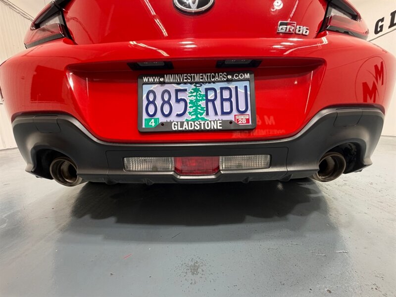 2023 Toyota 86 Premium 2.4L COUPE 2Dr / MANUAL /ONLY 11,171 MILES / 2 Dr Coupe / Local Car RUST FREE - Photo 47 - Gladstone, OR 97027