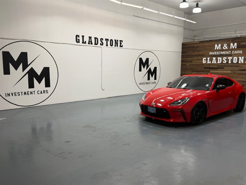 2023 Toyota 86 Premium 2.4L COUPE 2Dr / MANUAL /ONLY 11,171 MILES / 2 Dr Coupe / Local Car RUST FREE - Photo 35 - Gladstone, OR 97027