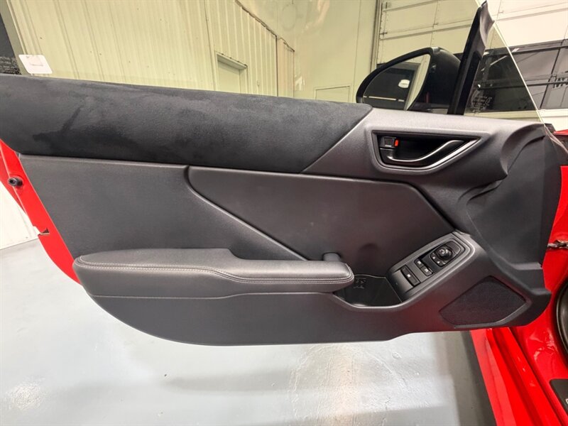 2023 Toyota 86 Premium 2.4L COUPE 2Dr / MANUAL /ONLY 11,171 MILES / 2 Dr Coupe / Local Car RUST FREE - Photo 30 - Gladstone, OR 97027