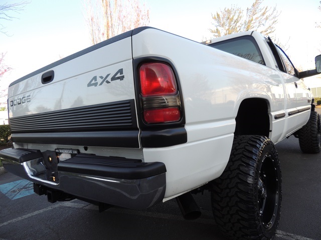 1999 Dodge Ram 2500 Laramie SLT 5.9L Diesel 5-SPD LIFTED   - Photo 12 - Portland, OR 97217