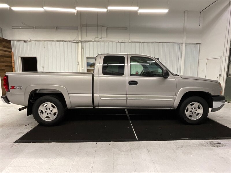 2005 Chevrolet Silverado 1500 Z71 4Dr Extended Cab 4X4 /5.3L V8 / 106,000 MILES  / LOCAL TRUCK / RUST FREE / Z-71 OFF RD PKG - Photo 4 - Gladstone, OR 97027