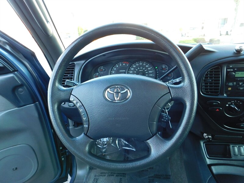 2006 Toyota Tundra SR5 Double Cab 4X4 / 1-OWNER / LIFTED / LOW MILES   - Photo 33 - Portland, OR 97217