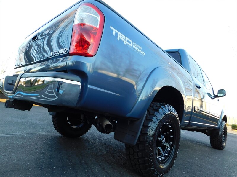 2006 Toyota Tundra SR5 Double Cab 4X4 / 1-OWNER / LIFTED / LOW MILES