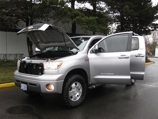 2007 Toyota Tundra CrewMax Limited 4X4 / TRD Off Road / LIFTED   - Photo 9 - Portland, OR 97217