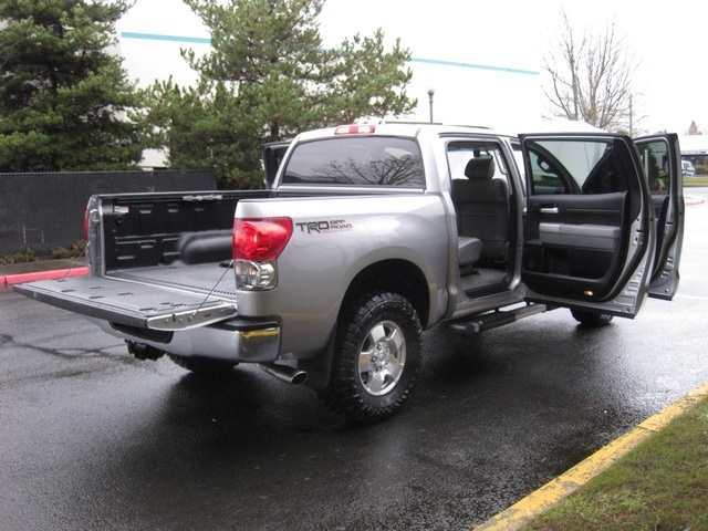 2007 Toyota Tundra CrewMax Limited 4X4 / TRD Off Road / LIFTED   - Photo 13 - Portland, OR 97217