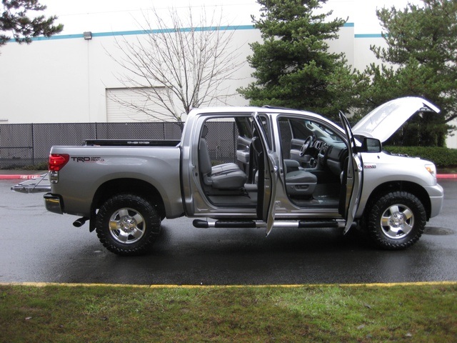 2007 Toyota Tundra CrewMax Limited 4X4 / TRD Off Road / LIFTED   - Photo 14 - Portland, OR 97217