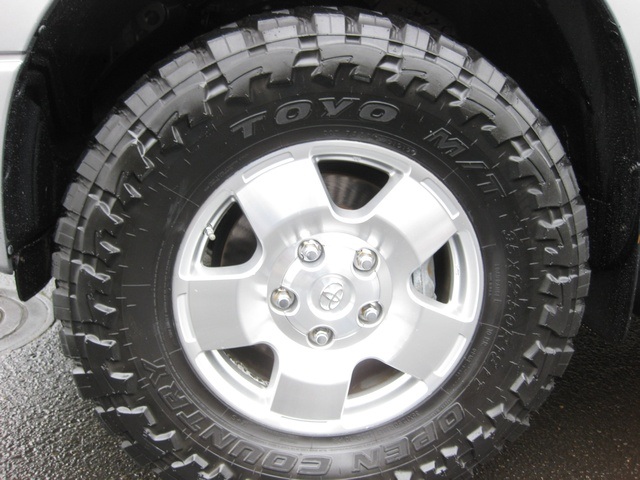 2007 Toyota Tundra CrewMax Limited 4X4 / TRD Off Road / LIFTED   - Photo 46 - Portland, OR 97217