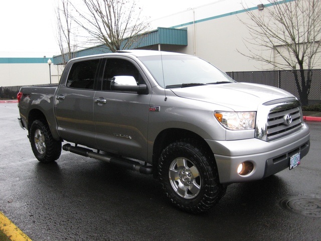 2007 Toyota Tundra CrewMax Limited 4X4 / TRD Off Road / LIFTED   - Photo 8 - Portland, OR 97217