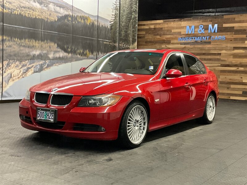 2007 BMW 328i Sedan / Leather & Sunroof / NEW TIRES  PREMIUM BMW WHEELS / SHARP & CLEAN !! - Photo 1 - Gladstone, OR 97027