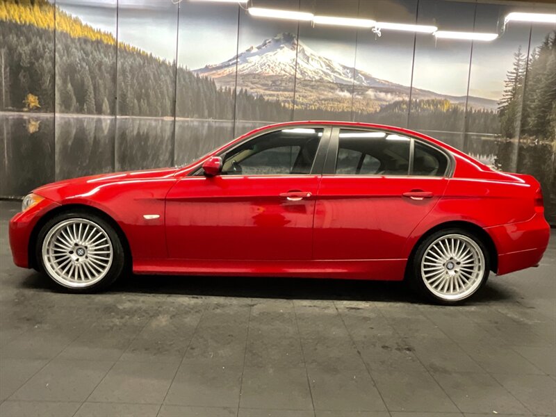 2007 BMW 328i Sedan / Leather & Sunroof / NEW TIRES  PREMIUM BMW WHEELS / SHARP & CLEAN !! - Photo 3 - Gladstone, OR 97027