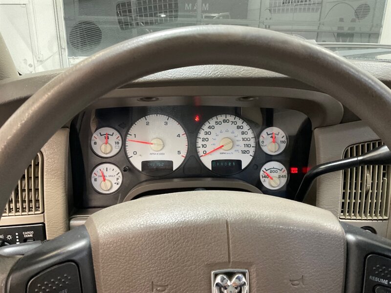 2005 Dodge Ram 2500 SLT 4X4 / 5.9L CUMMINS DIESEL HO /1-OWNER/ LIFTED  / NEW 37 " MUD TIRES - Photo 47 - Gladstone, OR 97027