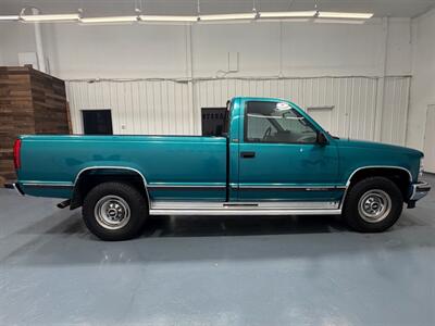 1995 Chevrolet C/K 2500 Series C2500 Silverado Regular Cab 7.4L V8 / 52,000 MILES / LONG BED / ZERO RUST - Photo 4 - Gladstone, OR 97027