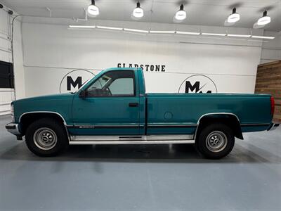 1995 Chevrolet C/K 2500 Series C2500 Silverado Regular Cab 7.4L V8 / 52,000 MILES / LONG BED / ZERO RUST - Photo 3 - Gladstone, OR 97027