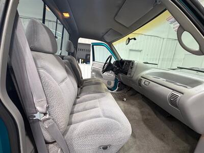 1995 Chevrolet C/K 2500 Series C2500 Silverado Regular Cab 7.4L V8 / 52,000 MILES / LONG BED / ZERO RUST - Photo 13 - Gladstone, OR 97027