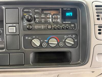 1995 Chevrolet C/K 2500 Series C2500 Silverado Regular Cab 7.4L V8 / 52,000 MILES / LONG BED / ZERO RUST - Photo 19 - Gladstone, OR 97027