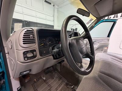 1995 Chevrolet C/K 2500 Series C2500 Silverado Regular Cab 7.4L V8 / 52,000 MILES / LONG BED / ZERO RUST - Photo 15 - Gladstone, OR 97027