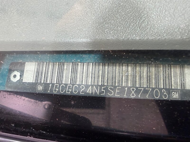 1995 Chevrolet C/K 2500 Series C2500 Silverado Regular Cab 7.4L V8 / 52,000 MILES / LONG BED / ZERO RUST - Photo 41 - Gladstone, OR 97027