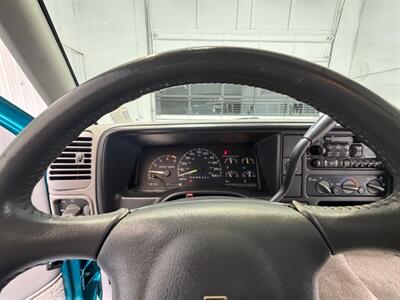 1995 Chevrolet C/K 2500 Series C2500 Silverado Regular Cab 7.4L V8 / 52,000 MILES / LONG BED / ZERO RUST - Photo 33 - Gladstone, OR 97027