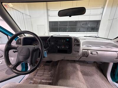 1995 Chevrolet C/K 2500 Series C2500 Silverado Regular Cab 7.4L V8 / 52,000 MILES / LONG BED / ZERO RUST - Photo 14 - Gladstone, OR 97027