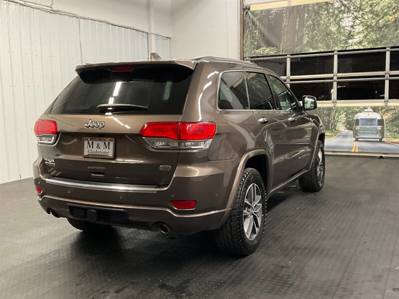 2018 Jeep Grand Cherokee Overland Sport Utility 4X4 / 3.0L V6 TURBO DIESEL  1-OWNER LOCAL SUV / Leather & Navigation / Panoramic Sunroof / SHARP & CLEAN !! - Photo 7 - Gladstone, OR 97027