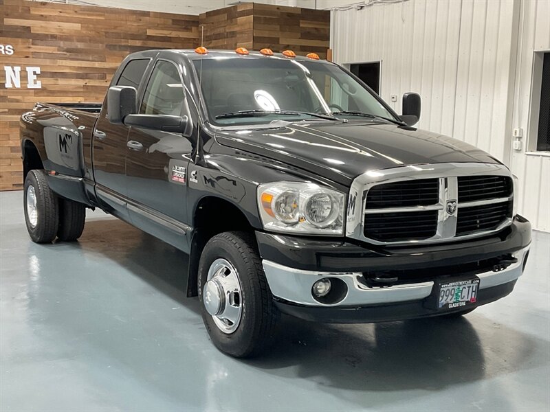 2007 Dodge Ram 3500 SLT BIG HORN 4X4 / 5.9L DIESEL / DUALLY / 6-SPEED  / LOCAL OREGON TRUCK / ZERO RUST / 103K MILES - Photo 2 - Gladstone, OR 97027