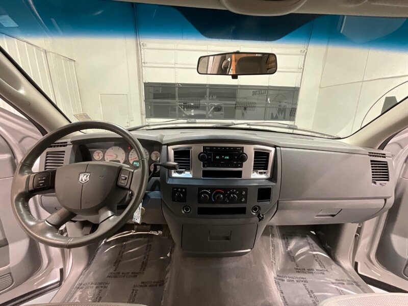 2007 Dodge Ram 2500 Big Horn 4X4 5.9L DIESEL / 55K MILES / NEW TIRES / LONG BED / ZERO RUST / LOCAL TRUCK - Photo 39 - Gladstone, OR 97027