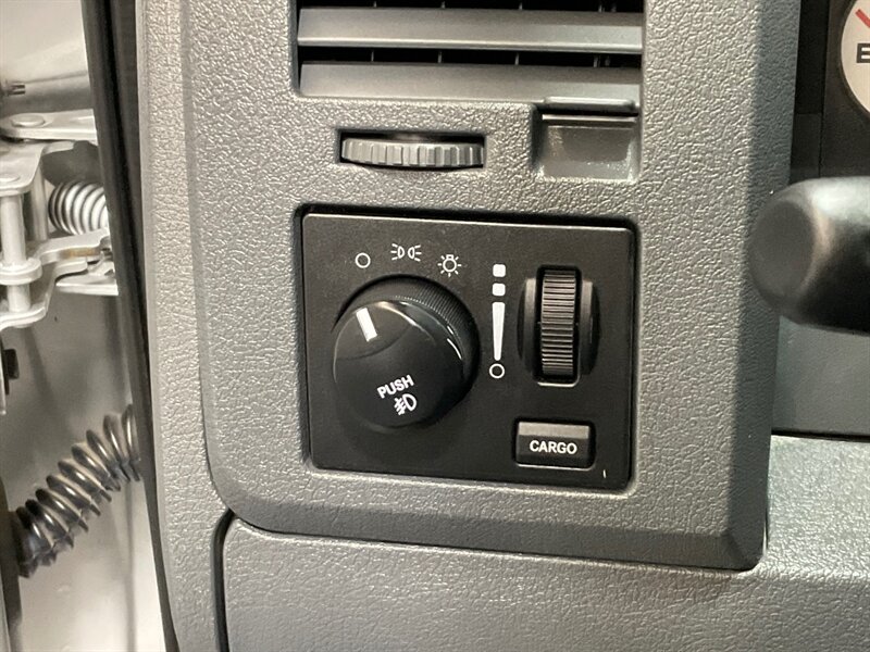 2007 Dodge Ram 2500 Big Horn 4X4 5.9L DIESEL / 55K MILES / NEW TIRES / LONG BED / ZERO RUST / LOCAL TRUCK - Photo 41 - Gladstone, OR 97027