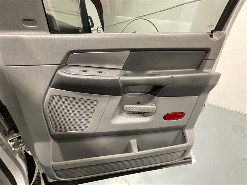 2007 Dodge Ram 2500 Big Horn 4X4 5.9L DIESEL / 55K MILES / NEW TIRES / LONG BED / ZERO RUST / LOCAL TRUCK - Photo 35 - Gladstone, OR 97027