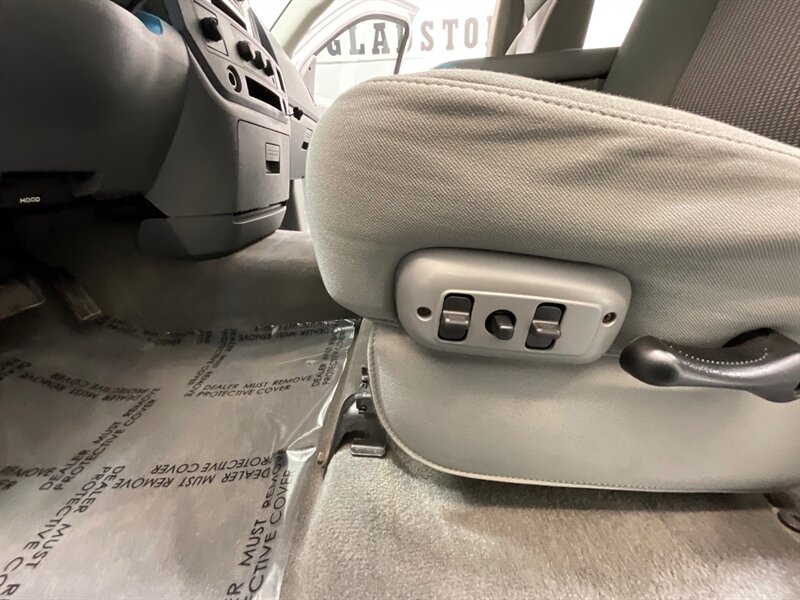 2007 Dodge Ram 2500 Big Horn 4X4 5.9L DIESEL / 55K MILES / NEW TIRES / LONG BED / ZERO RUST / LOCAL TRUCK - Photo 42 - Gladstone, OR 97027