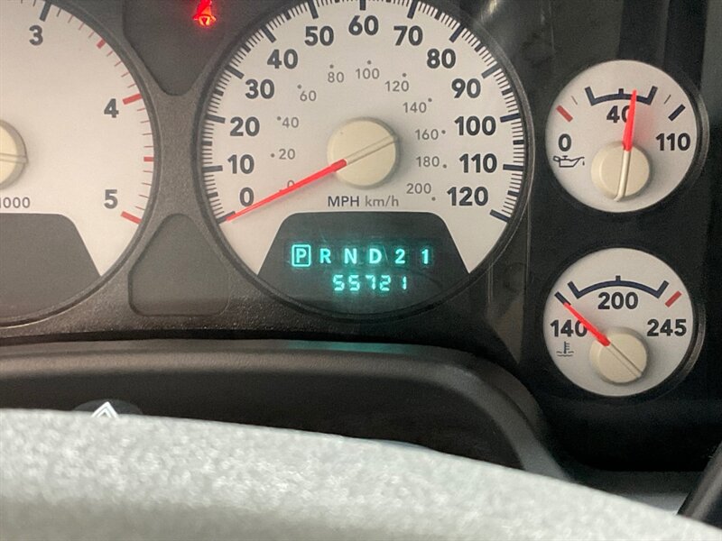 2007 Dodge Ram 2500 Big Horn 4X4 5.9L DIESEL / 55K MILES / NEW TIRES / LONG BED / ZERO RUST / LOCAL TRUCK - Photo 52 - Gladstone, OR 97027