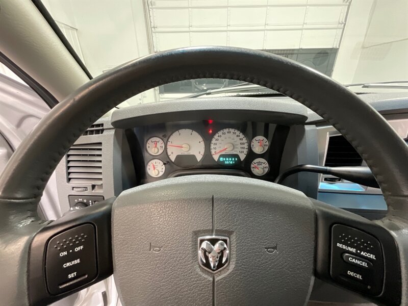 2007 Dodge Ram 2500 Big Horn 4X4 5.9L DIESEL / 55K MILES / NEW TIRES / LONG BED / ZERO RUST / LOCAL TRUCK - Photo 43 - Gladstone, OR 97027