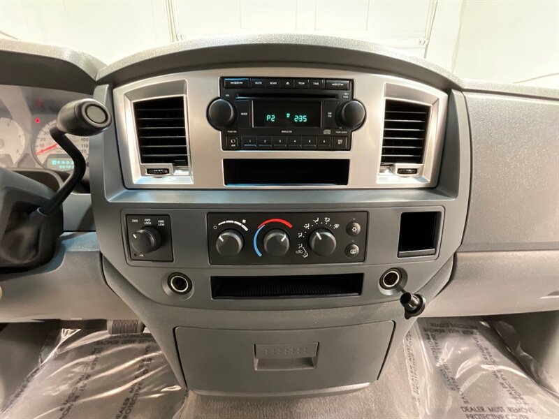 2007 Dodge Ram 2500 Big Horn 4X4 5.9L DIESEL / 55K MILES / NEW TIRES / LONG BED / ZERO RUST / LOCAL TRUCK - Photo 17 - Gladstone, OR 97027