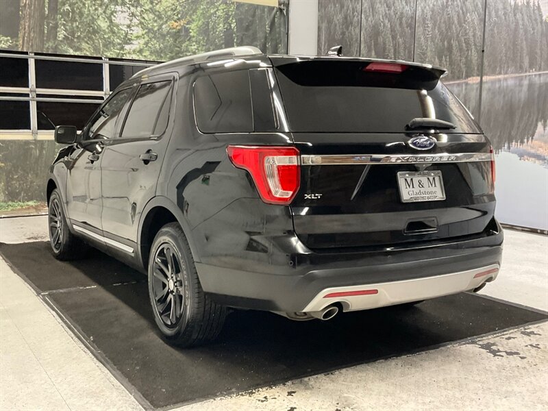 2017 Ford Explorer XLT Sport Utility / V6 / 3RD ROW SEAT / 62K MILES  / Backup Camera / Excel Cond - Photo 8 - Gladstone, OR 97027