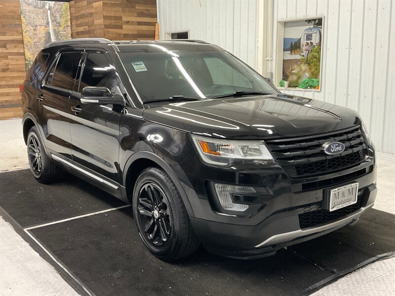 2017 Ford Explorer XLT Sport Utility / V6 / 3RD ROW SEAT / 62K MILES  / Backup Camera / Excel Cond - Photo 2 - Gladstone, OR 97027